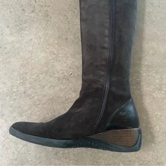 Aquatalia Meadow Boot Brown Suede Size 10 Waterproof Wdge Heel Padded Lining - Picture 7 of 14